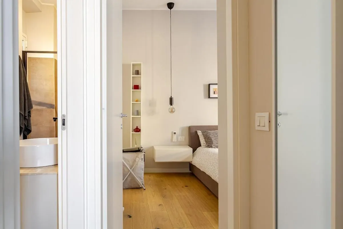 Montenero Apartment ميلان
